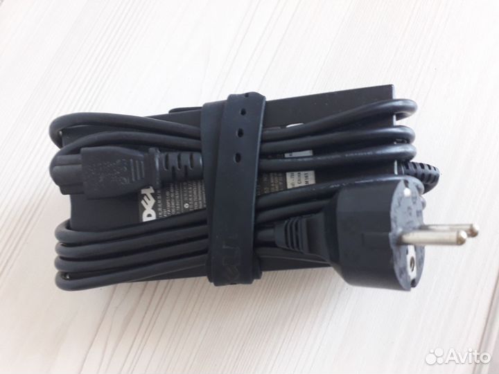 Dell M5010, не включается