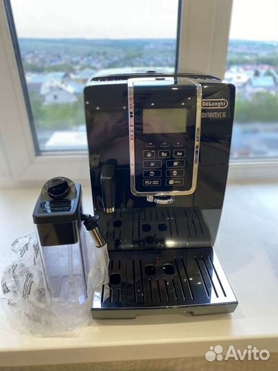 Кофемашина Delonghi Dinamica cappuccino
