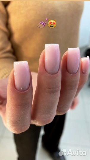 Педикюр с покрытием гель-лаком