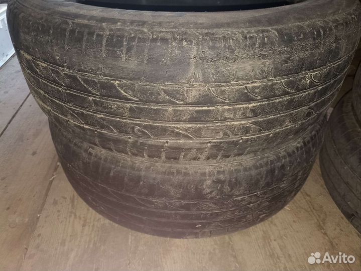 Bridgestone Dueler H/P 215/60 R17 96H