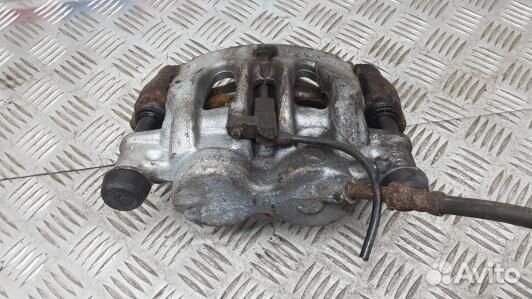 Суппорт тормозной передний правый mercedes benz sp