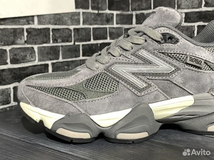 New Balance 9060 grey Женские кроссовки