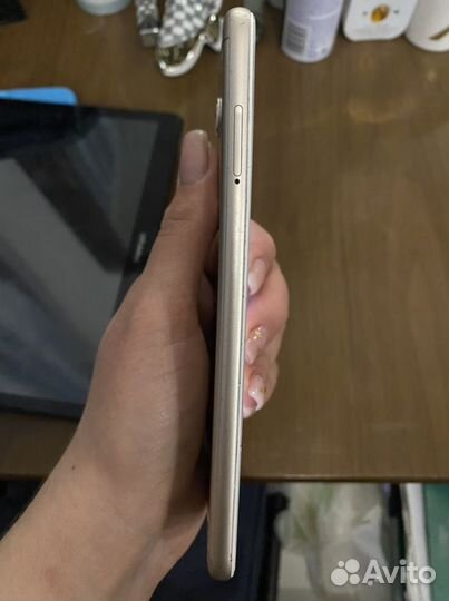 Xiaomi Mi 5, 3/32 ГБ