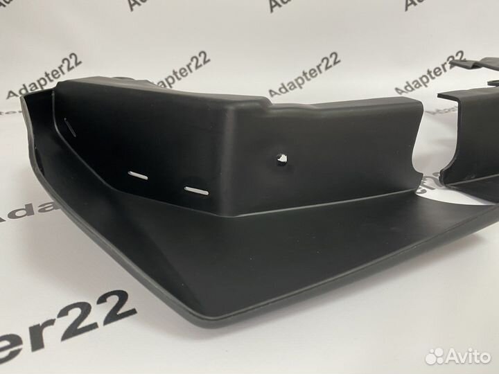 Передние брызговики Land Rover Discovery 3 (04-08)