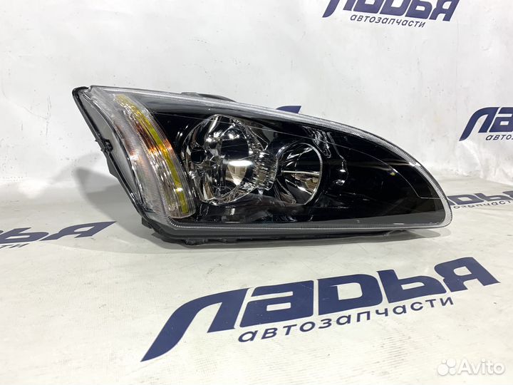 Фара Ford Focus 2(05-08) правая черная