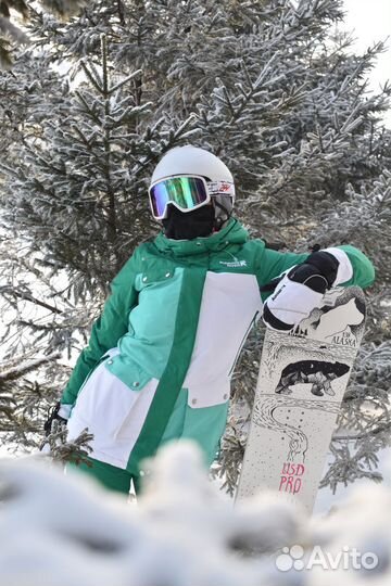 Куртка горнолыжная женская