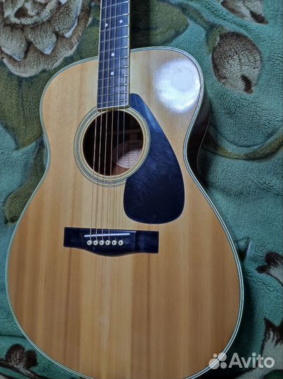 Акустическая фолк гитара Yamaha FG-202D