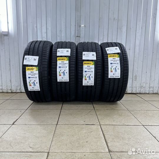 Delinte DS2 215/65 R17