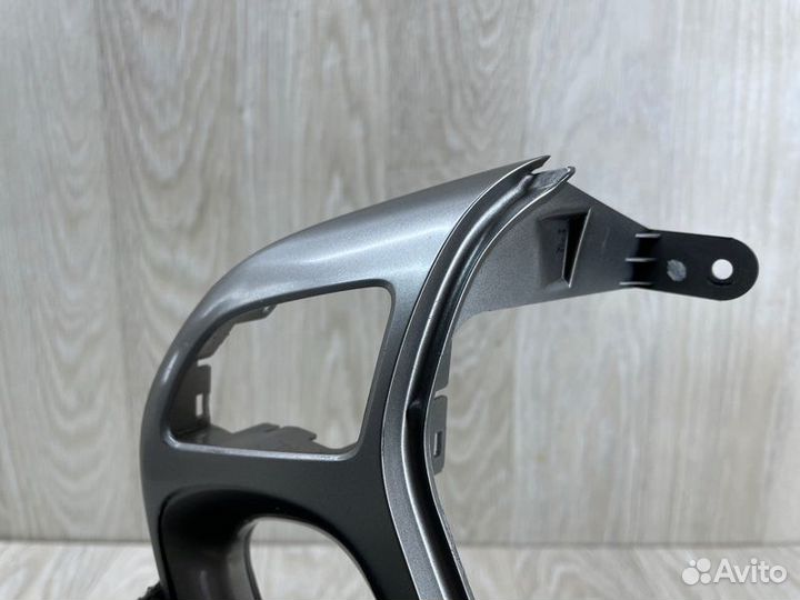 Накладка руля левая Hyundai Ix35