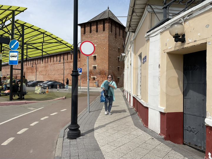 Торговая площадь, 55 м²