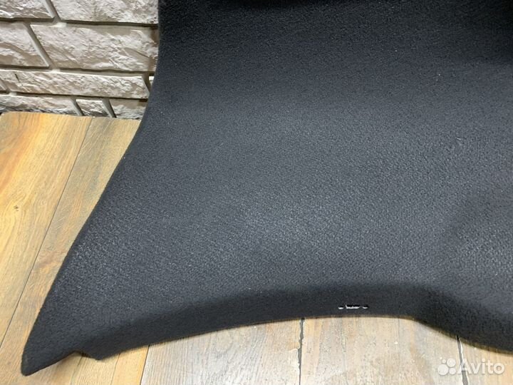 Skoda Octavia A7 Обшивка двери багажника