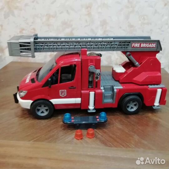 Пожарная машина bruder