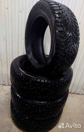 Nokian Tyres Hakkapeliitta 9 SUV 275/55 R20