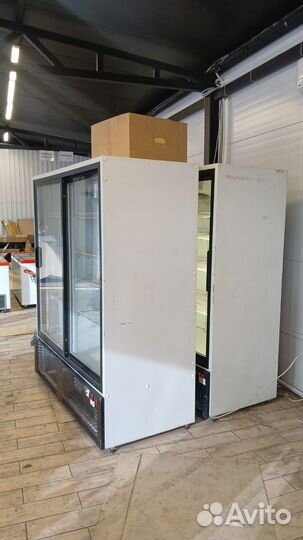 Холодильный шкаф