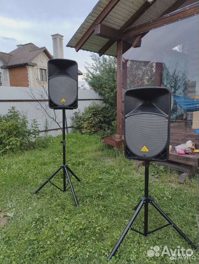 Behringer Eurolive B115D комплект 2шт