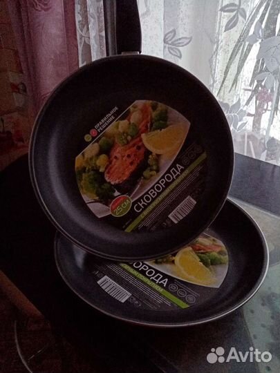 Сковорода новая 2 шт