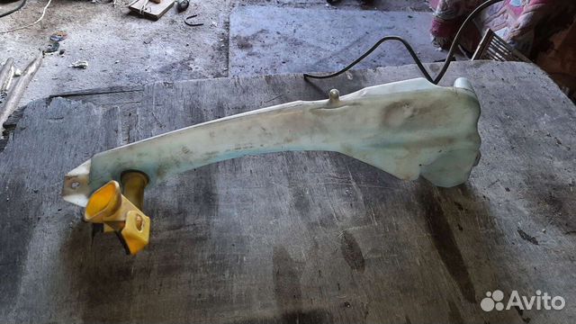 Бачок омывателя рено-меган1