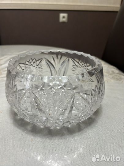 Хрустальная ваза