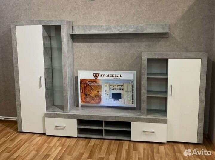 Стенка в гостиную