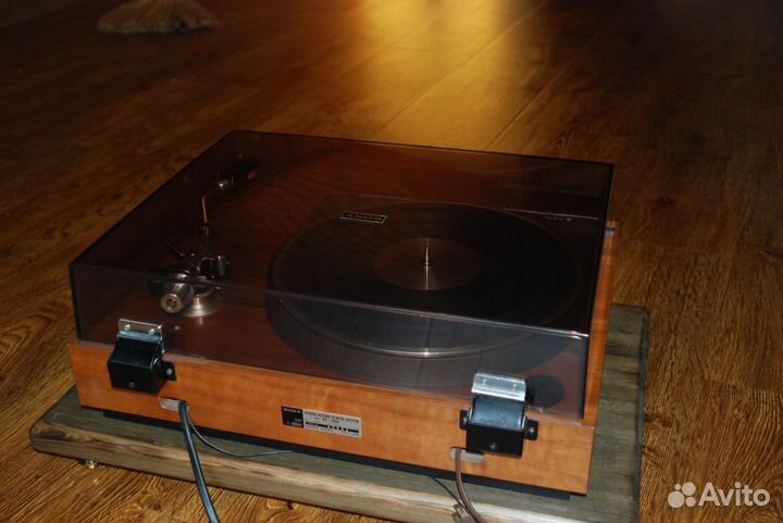 Проигрыватель винила sony 2500