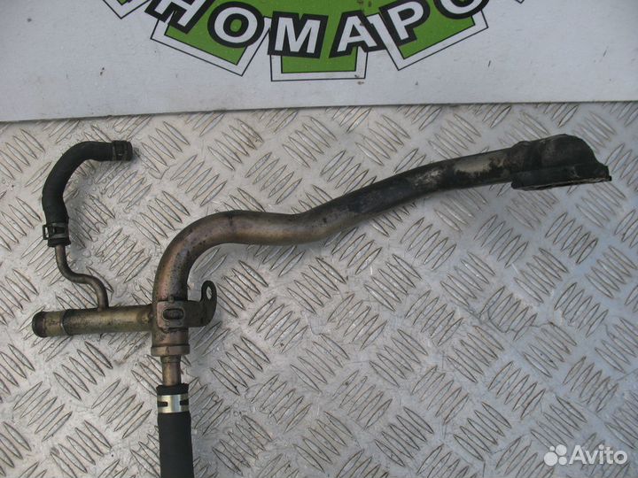 Патрубок охлаждения Nissan X-Trail T30 2.2