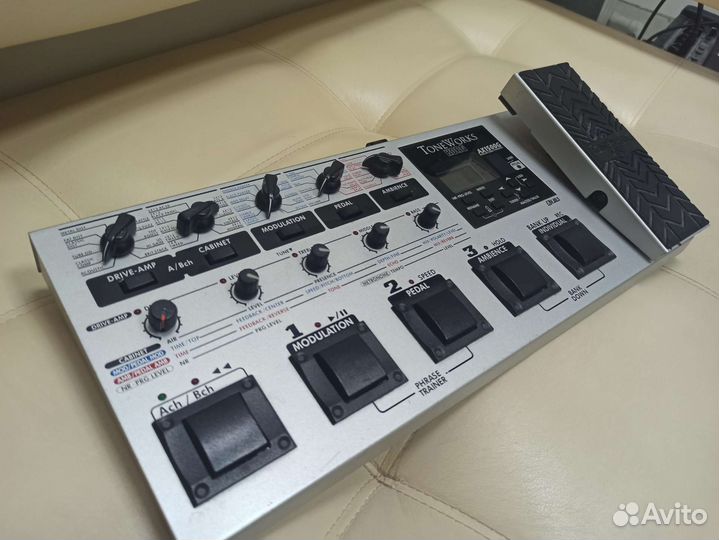 Гитарный процессор Korg AX1500G