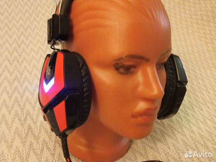 Игровые наушники с микрофоном