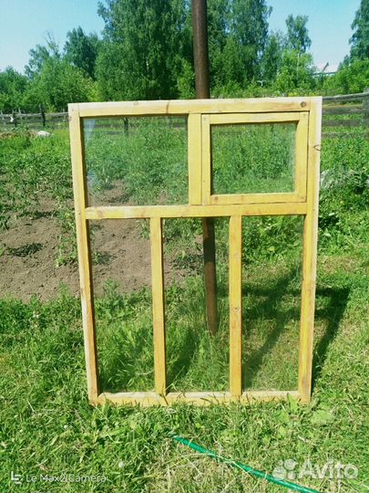 Окна деревянные со стеклами