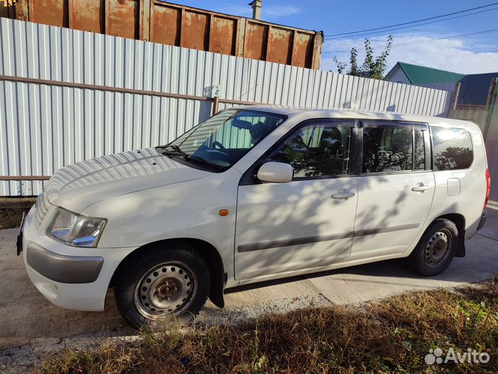 Toyota Succeed 1.5 AT, 2010, 222 000 км