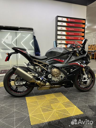 BMW S1000RR