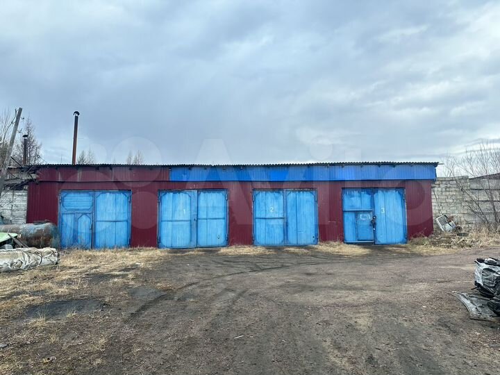 Гараж, > 30 м²