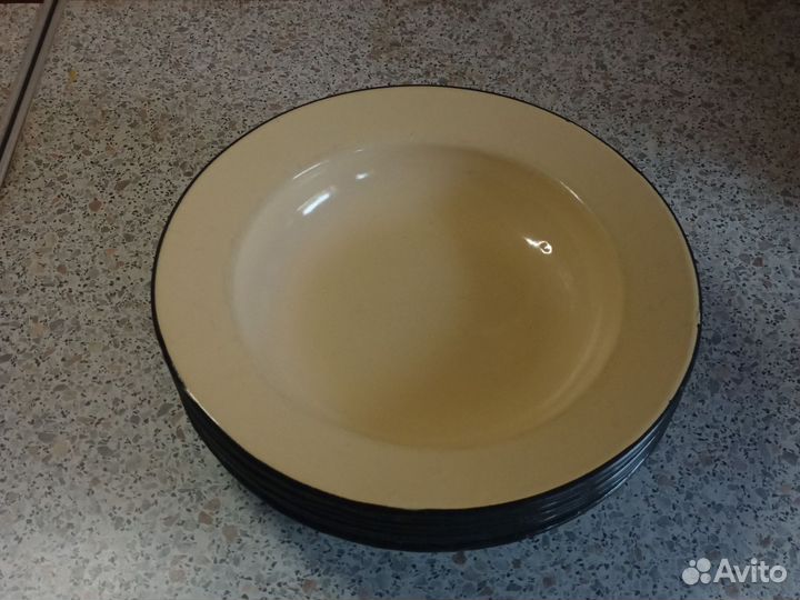 Тарелки эмалированные СССР