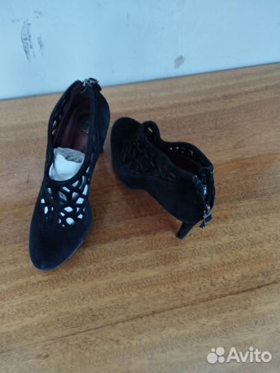 Ботильоны женские 37.5 A.Pugacheva