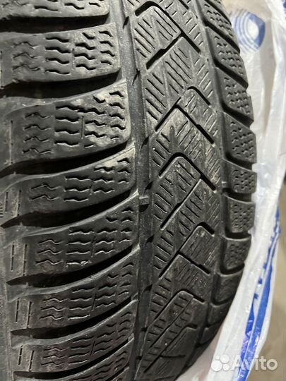 Комплект зимних колес Audi R17 A6 C8