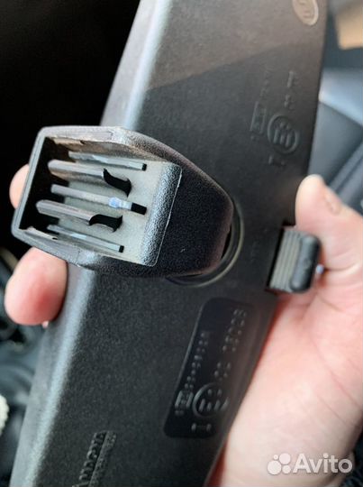 Зеркало заднего вида