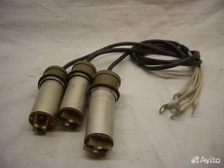 Радиостанция Р-147. Переходная колодка