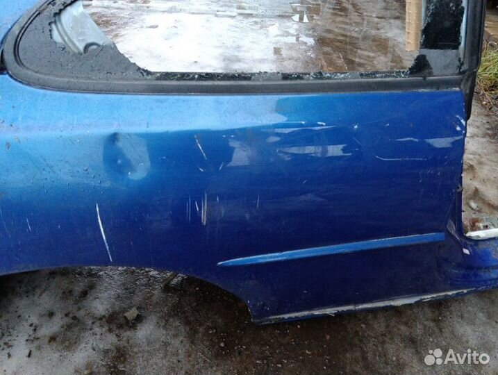 Крыло заднее правое Dodge Stratus