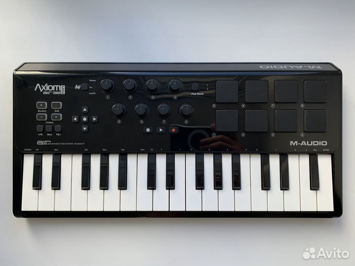 M-Audio Axiom Air 32 Midi клавиатура контроллер