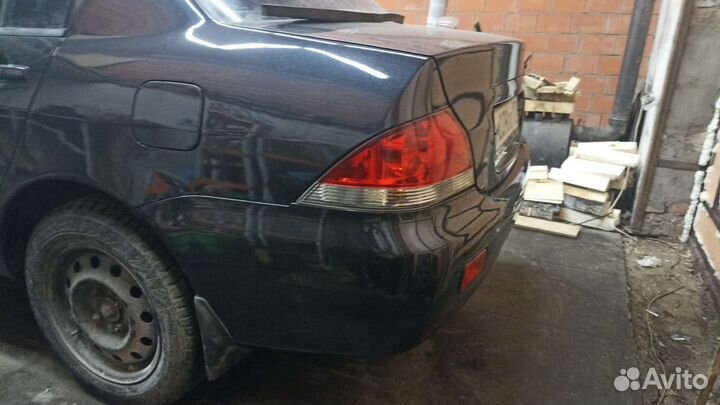 Зеркало Митсубиси Лансер 9,крышка багажника