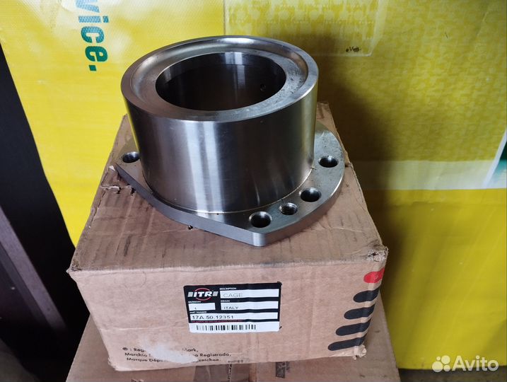 Втулка (ITR) komatsu D155A-5 17A-50-12351