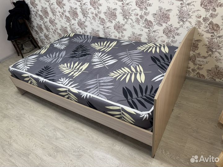 Кровать 120 с матрасом