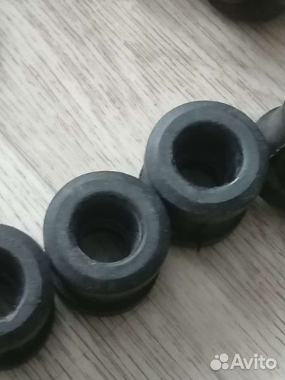 Комплект втулок передней подвески газ 2410