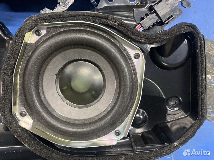 Динамик правый левый Audi A6 C6