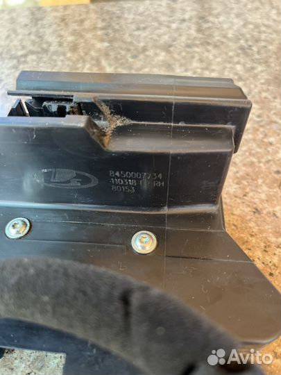 Замок двери передний правый LADA vesta