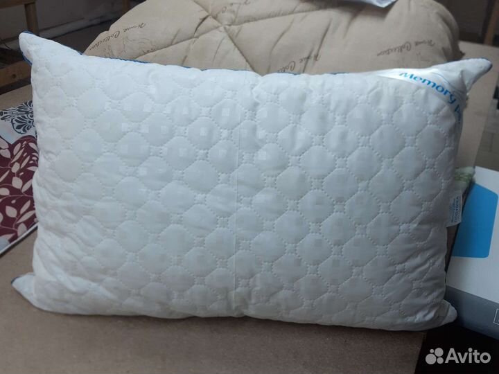 Подушка ортопедическая эффект памяти 50/70