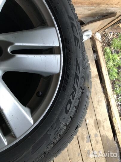 Pirelli Ice Zero 205/55 R16