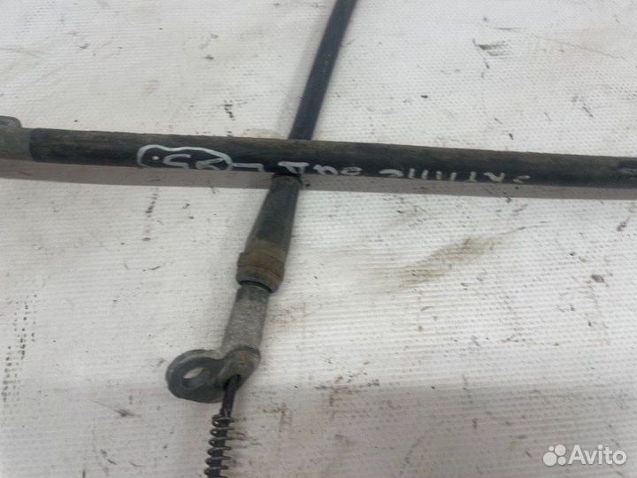 Трос стояночного тормоза задний левый Nissan