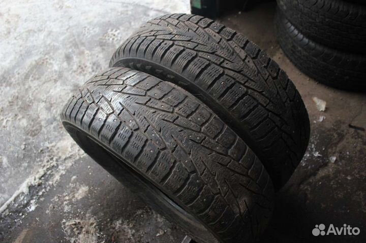 Nokian Tyres Hakkapeliitta 7 SUV 215/70 R16