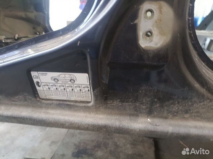 Порог левый Ford Fusion хэтчбек 1.6 fyja 2008