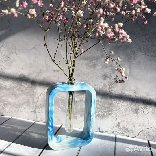 Декоративная ваза из гипса